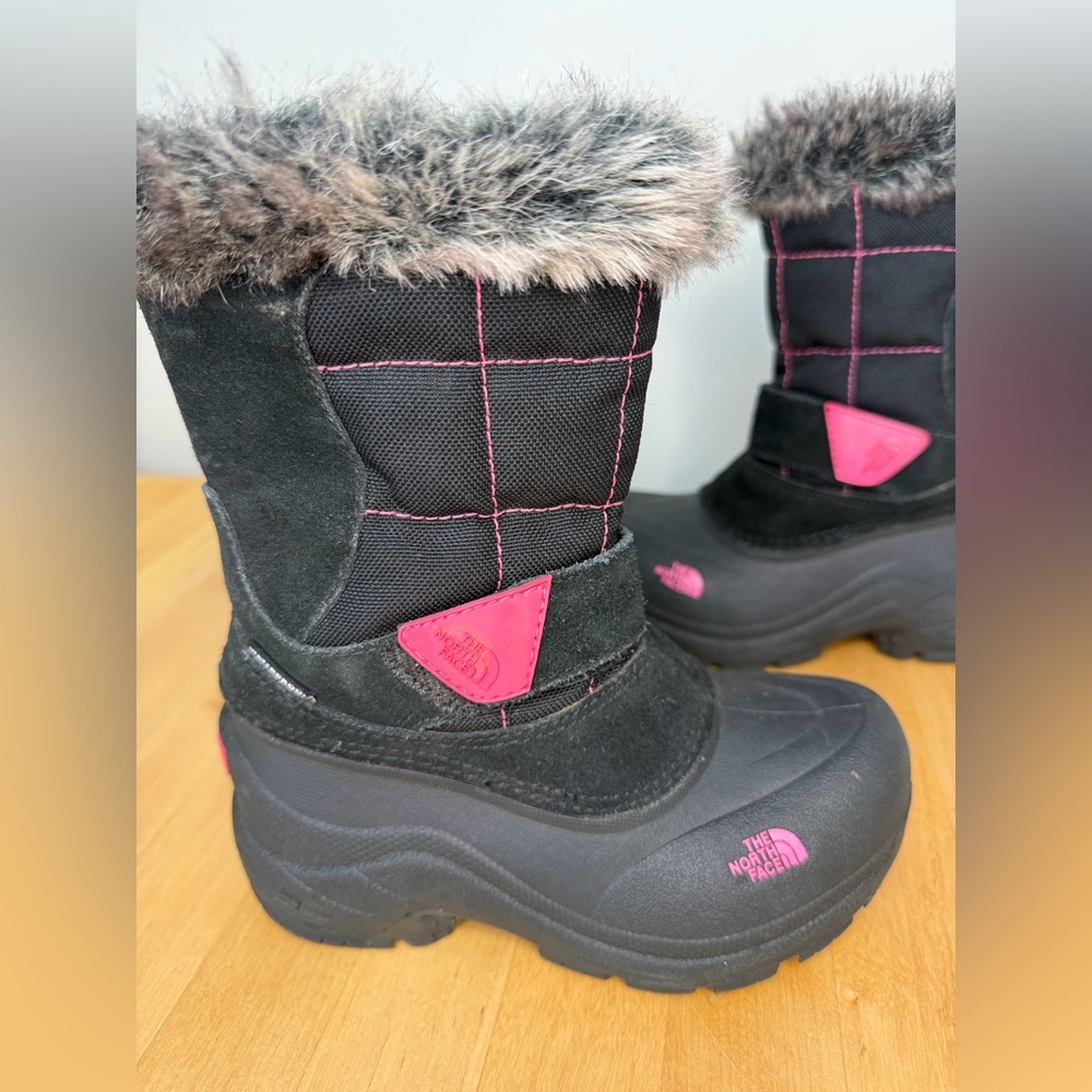 North Face Toddler Snow Boots Size 11 Winter insulated toddler boots Black Pink - Picture 2 of 10